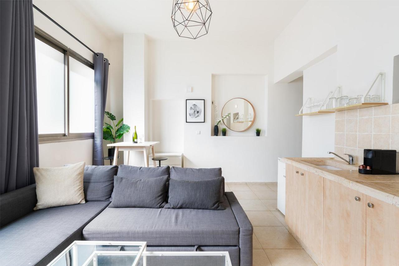 Yarkon - By Tlv